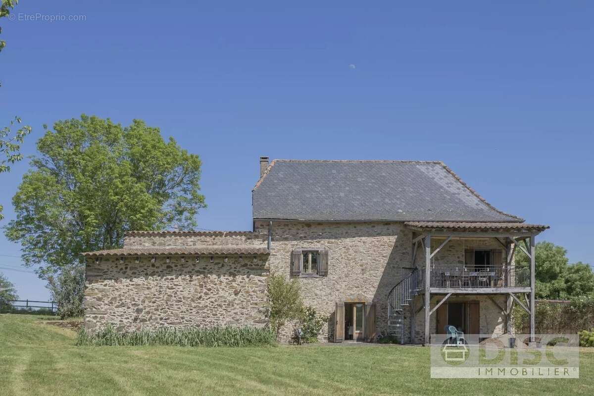 Maison à MONTIRAT
