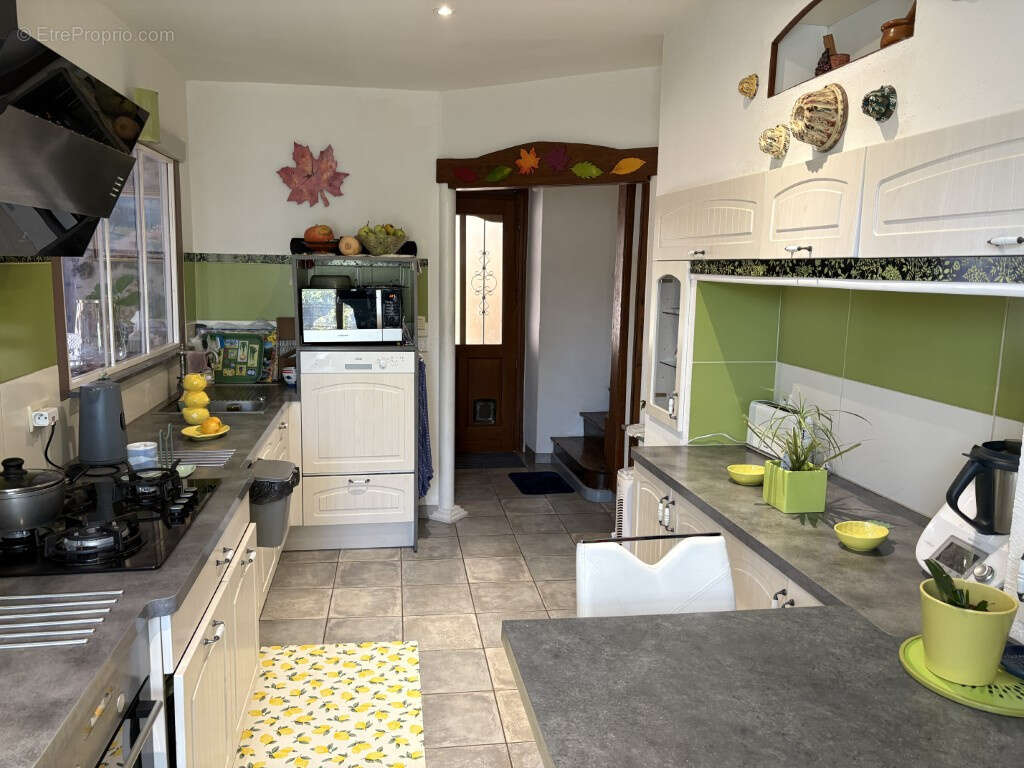 Maison à ARNAC-POMPADOUR