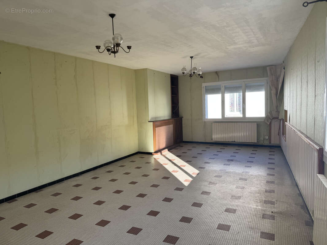 Maison à CASTELJALOUX