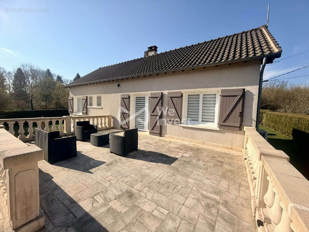 Maison à FAREMOUTIERS