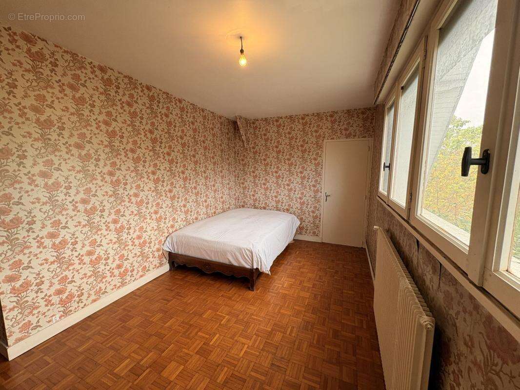 Maison à MONT-SAINT-AIGNAN