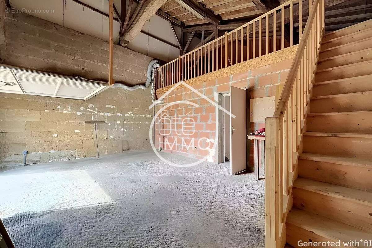 Flaujagues : Maison de campagne de 110 m² avec jardin, garage et dépendances - photo 10