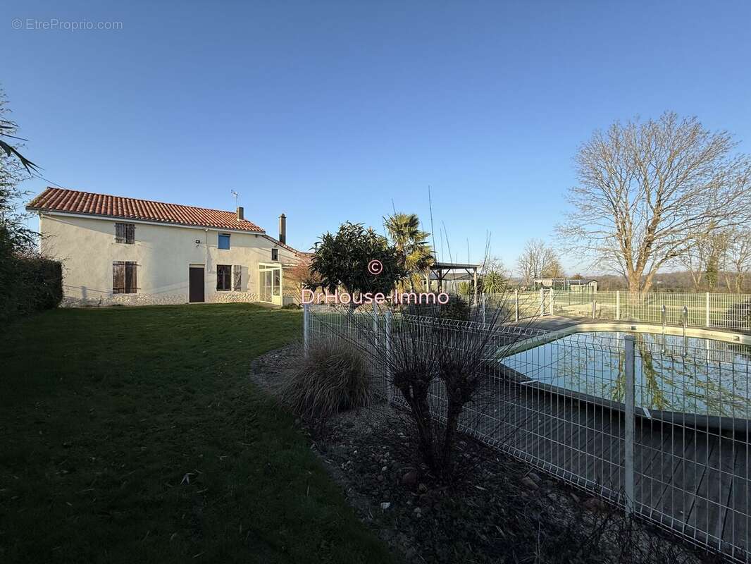 Maison à VERRUYES
