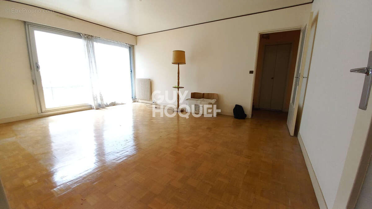 Appartement Chelles 2 pièce(s) 48.52 m2 - photo 2