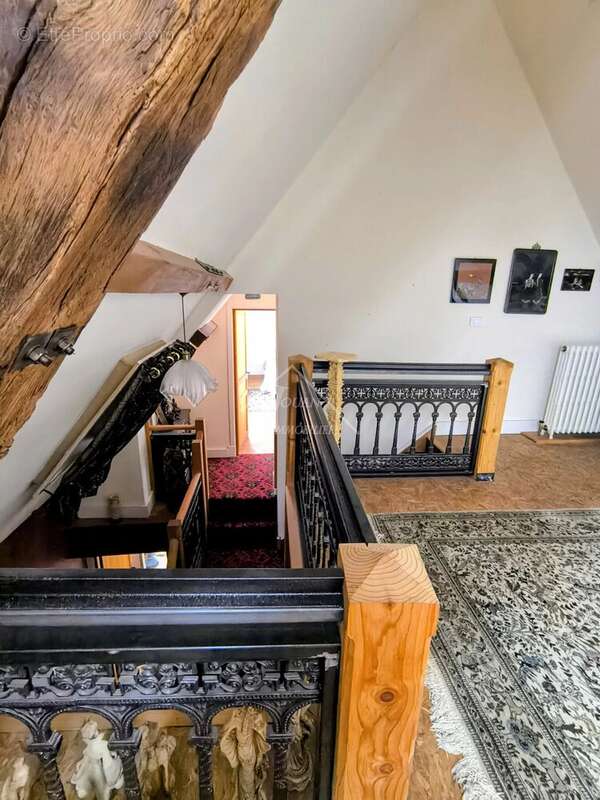Maison à MONTAIGUT