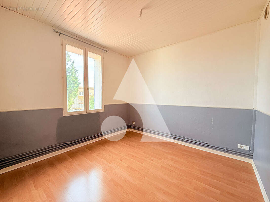 Appartement à CHATEAUNEUF-LES-MARTIGUES