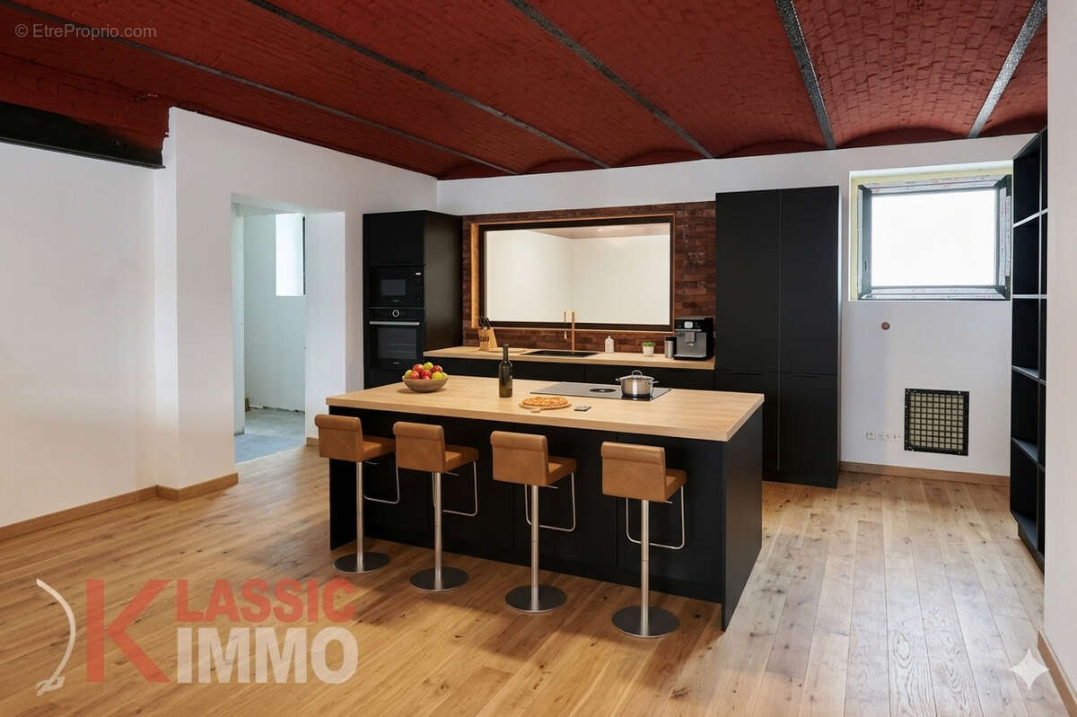 Loft d'exception 173 m² + 35 m² extérieur + 2 parking - photo 3