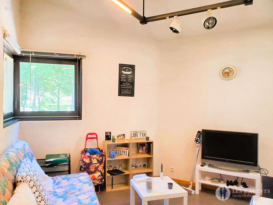 Appartement à SAINT-MARTIN-D'HERES