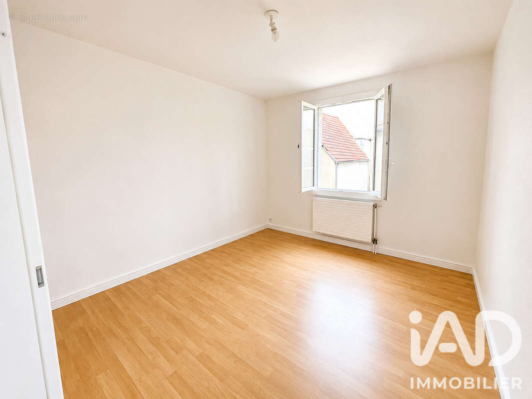 Appartement 67 m² à Vierzon  - photo 6