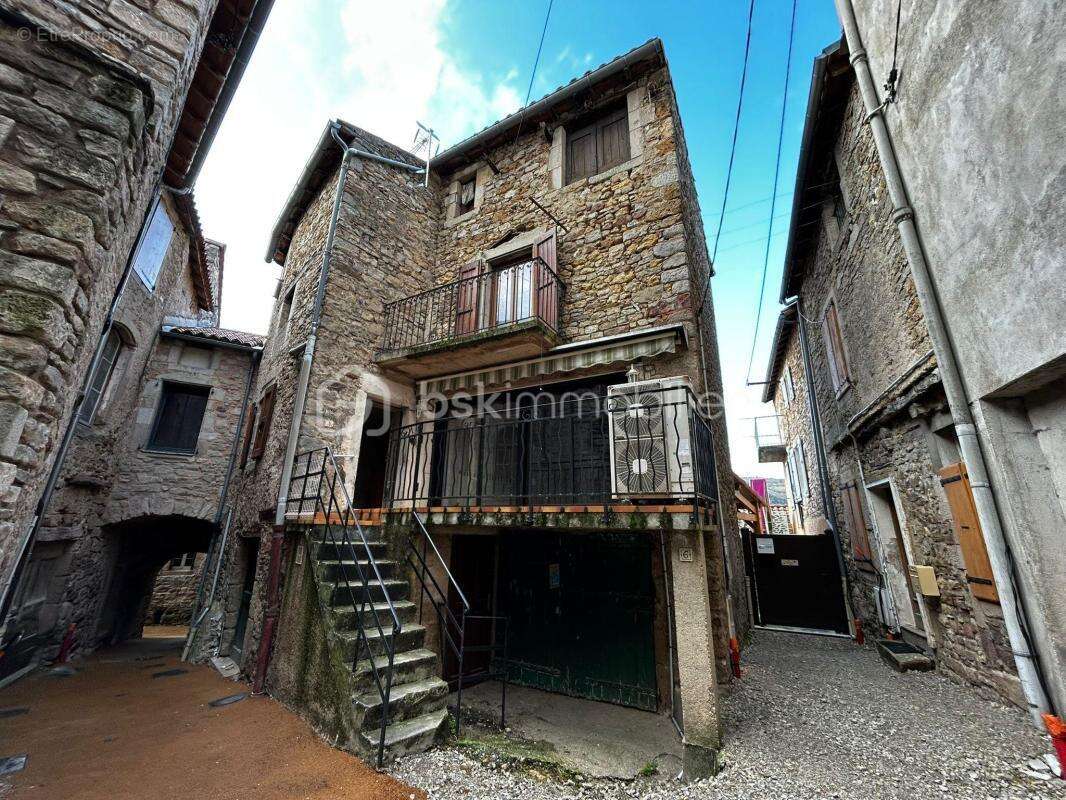 Maison à SAINT-ROME-DE-TARN