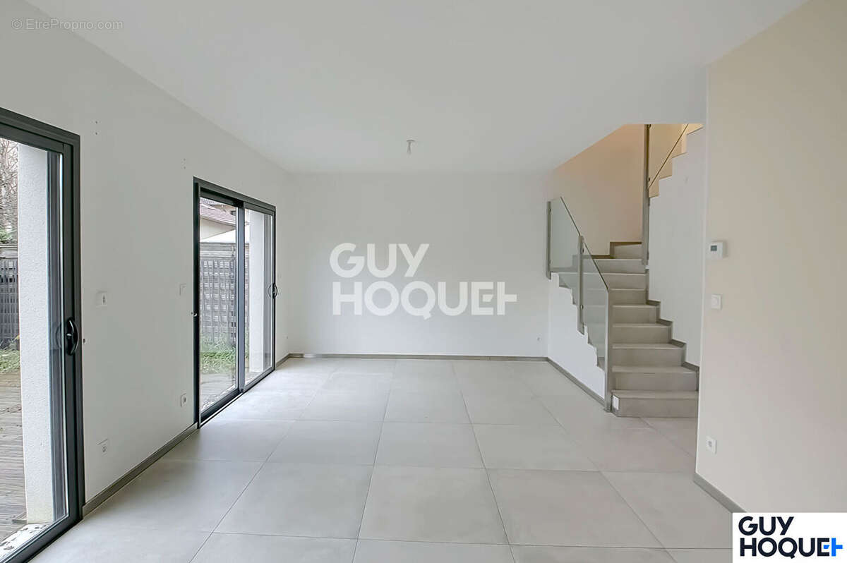 Maison à VILLEURBANNE