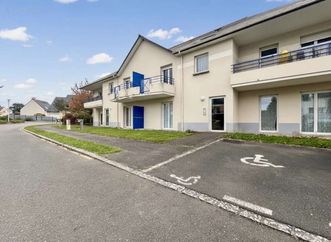 Appartement à LA MEZIERE