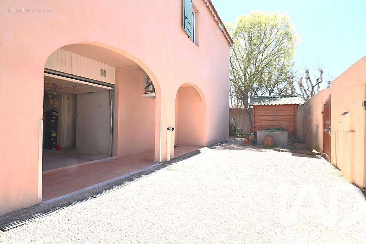 Photo 7 - Maison à SAINT-CANNAT