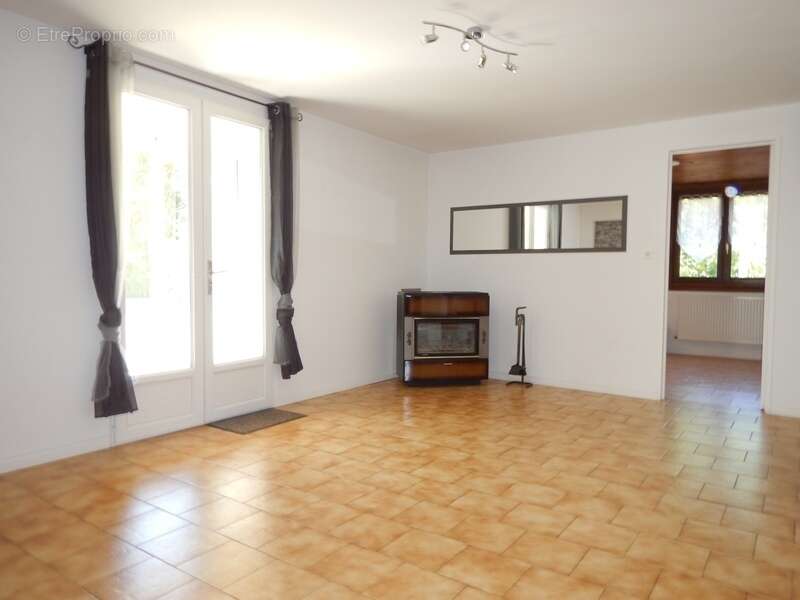 Maison familiale de 180 m2 habitables situé dans un environnement exceptionnel ! - photo 14