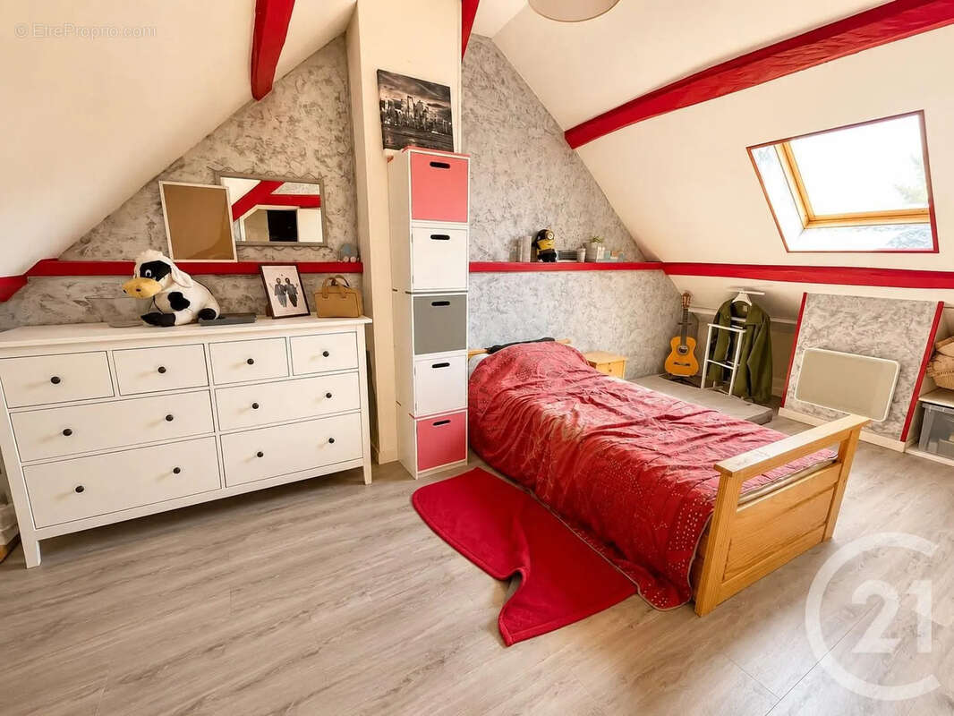 Maison 73 m² à Villeneuve-Sous-Dammartin  - photo 5