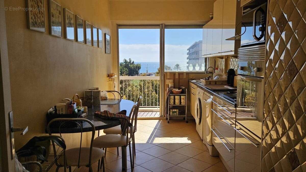 Appartement à CAGNES-SUR-MER