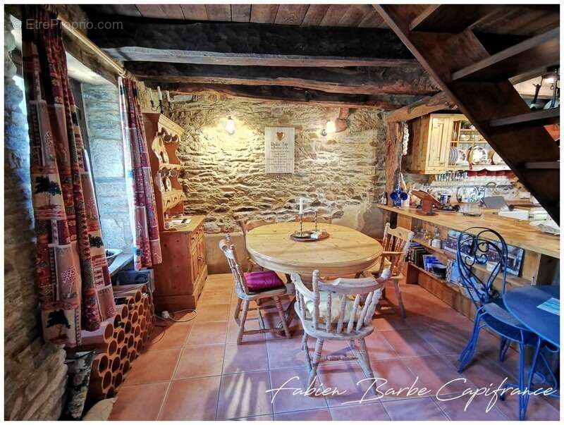 Maison à LOYAT