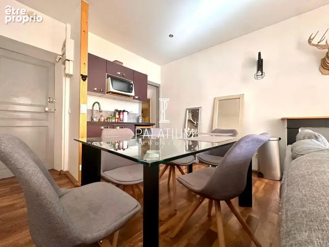 À vendre - Appartement T2 lumineux de 47 m² - Centre-ville - photo 4