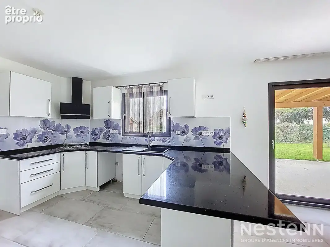 A Vendre Maison de plain-pied de 117 m² avec garage et jardin dans lotissement de Condom - photo 7