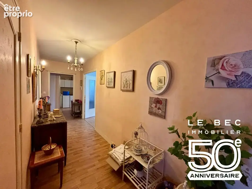 Appartement 5 pièces 108 m² à vendre à Vannes (56000) - photo 3