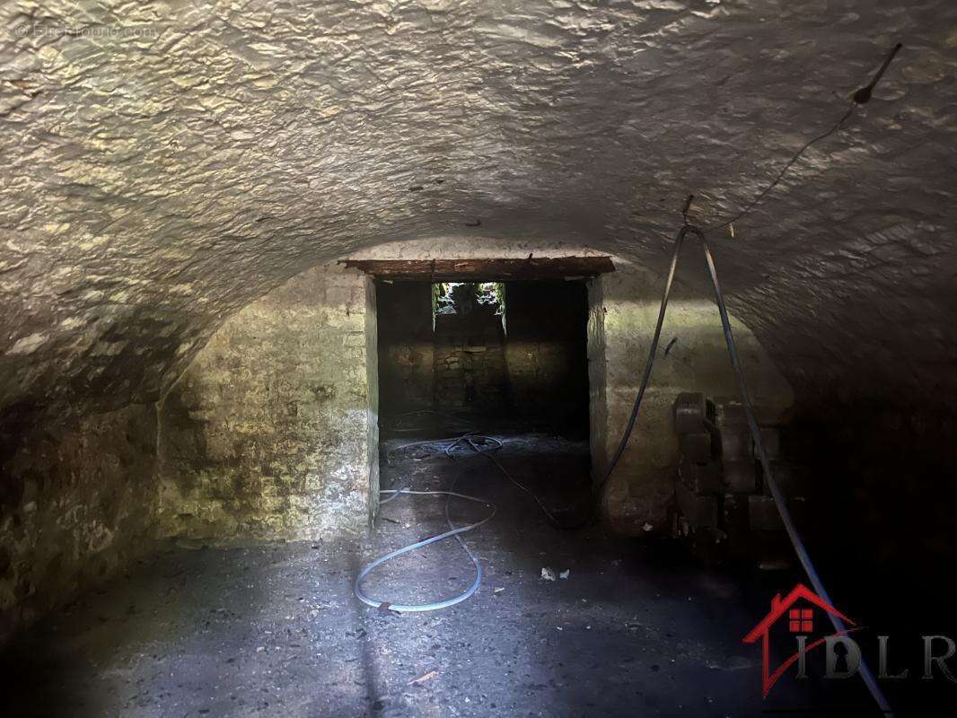 Maison à NEUVELLE-LES-VOISEY