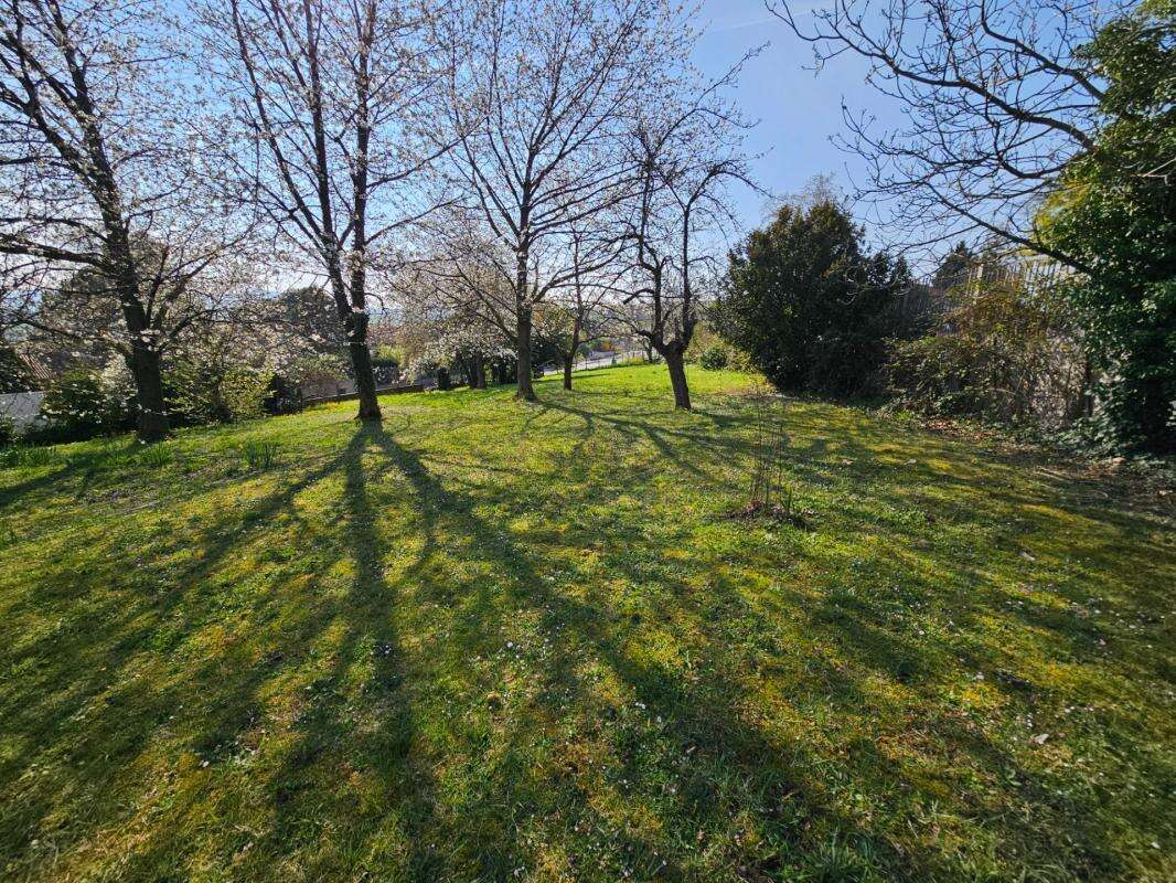 Terrain à vendre de 850 m² PERIGNAT LES SARLIEVE (63170) - photo 2