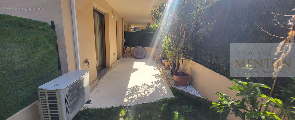 Appartement à ROQUEBRUNE-CAP-MARTIN