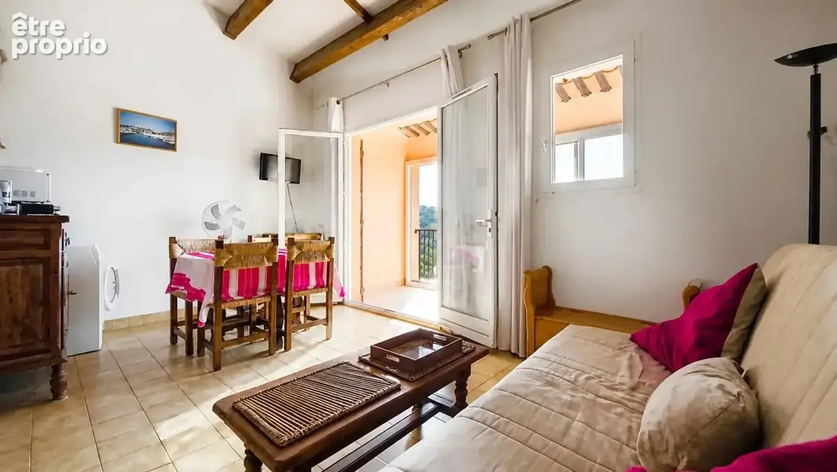 Appartement 2 pièces de 37 m² à Roquebrune-sur-Argens - photo 2