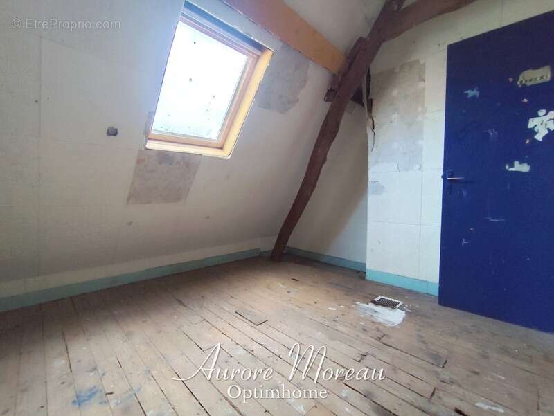 Maison à VAUX-ANDIGNY