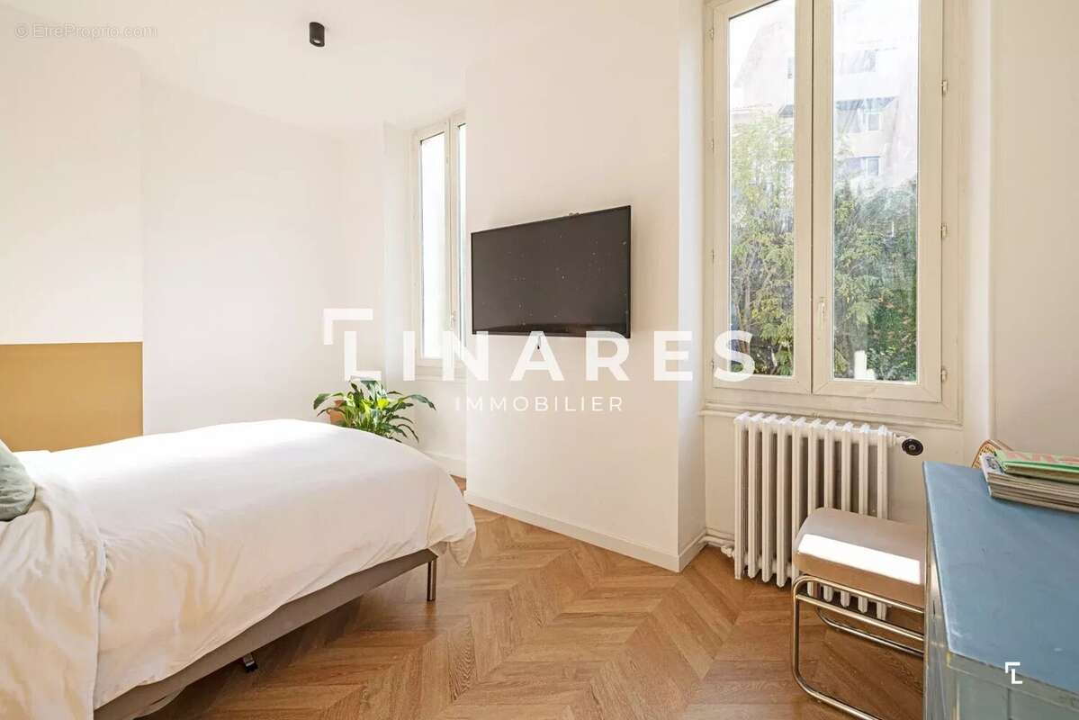 Appartement à MARSEILLE-6E