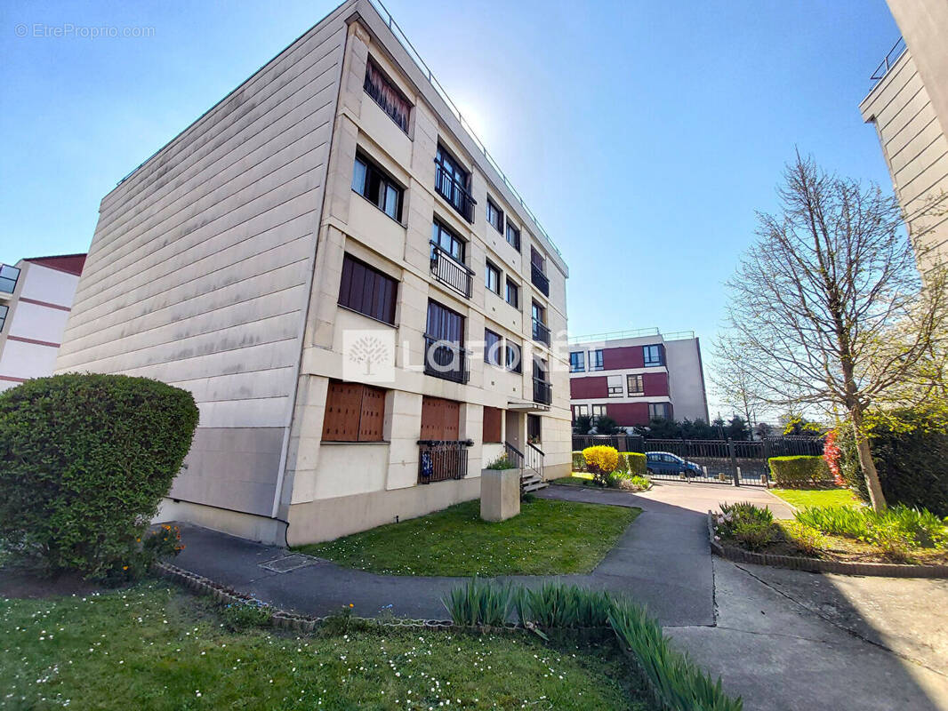 Appartement à VILLEMOMBLE