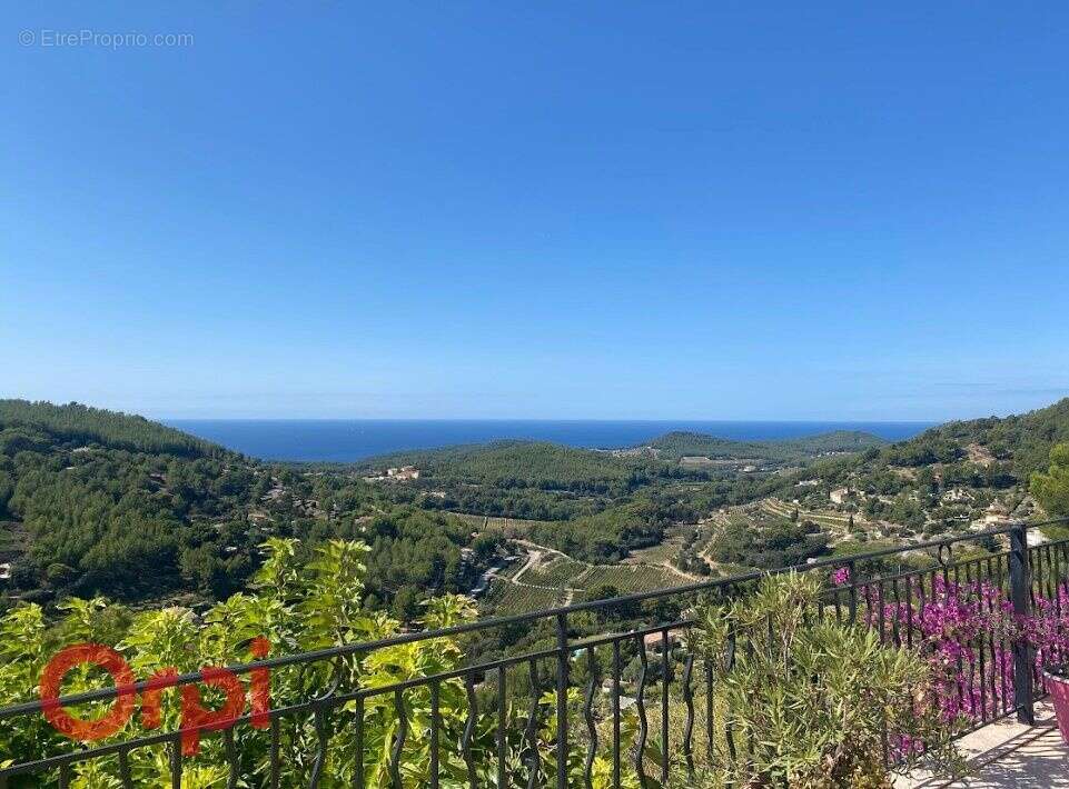 Maison à LA CADIERE-D'AZUR