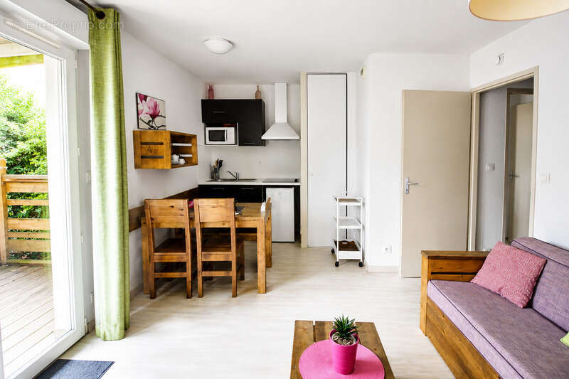 AUREILHAN - 40 - Appartement T2 30 m2  meublé avec terrasse et parking - photo 2