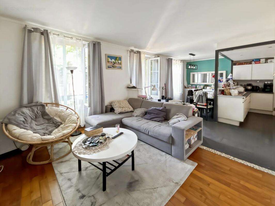 Appartement à CORBEIL-ESSONNES