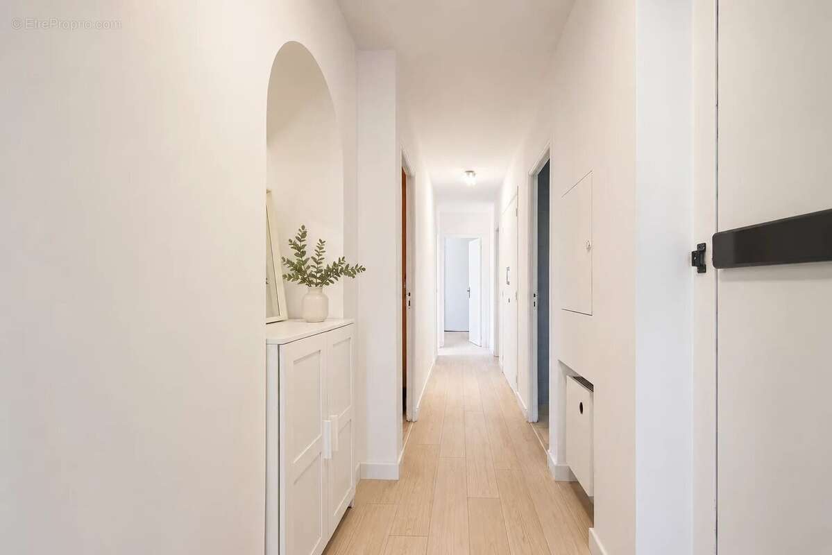 Nice "bas fabron" - dernier etage - 4p 93m²  terrasse 120m²  vue mer - photo 10