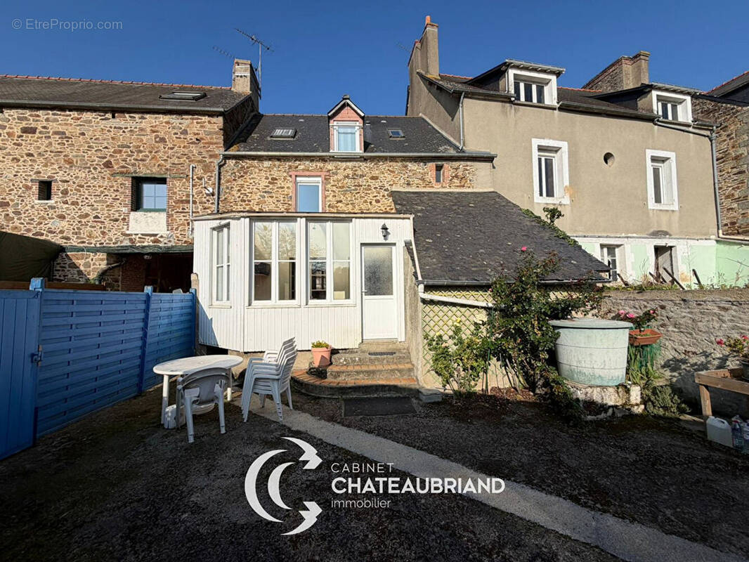 Maison à CHATEAUNEUF-D&#039;ILLE-ET-VILAINE