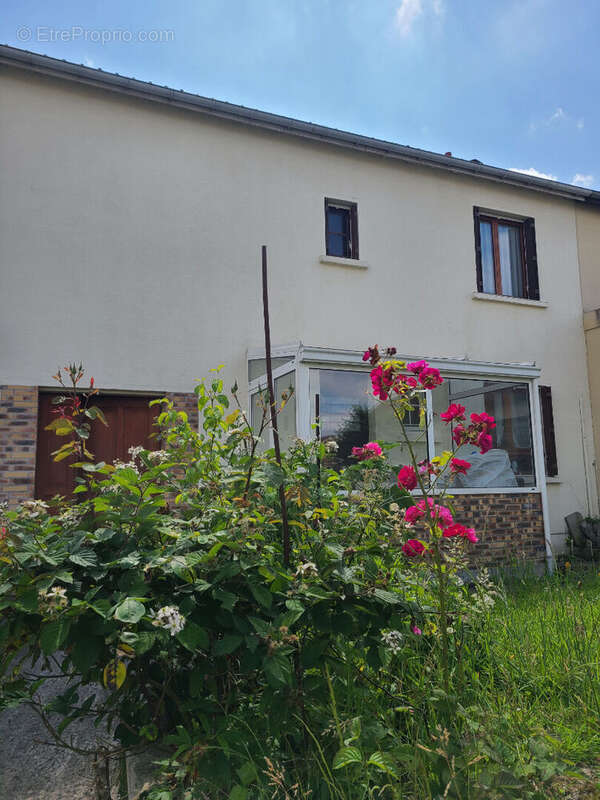 Maison à FONTENAY-LE-FLEURY