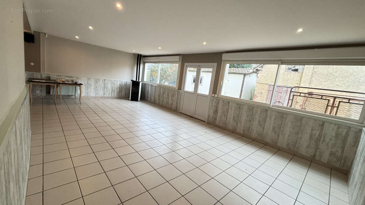 Maison à LA CHAPELLE-DU-NOYER