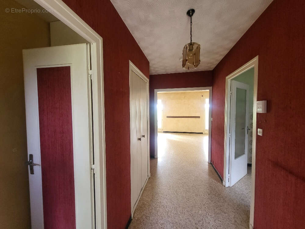 Maison à SAINT-MARCEL