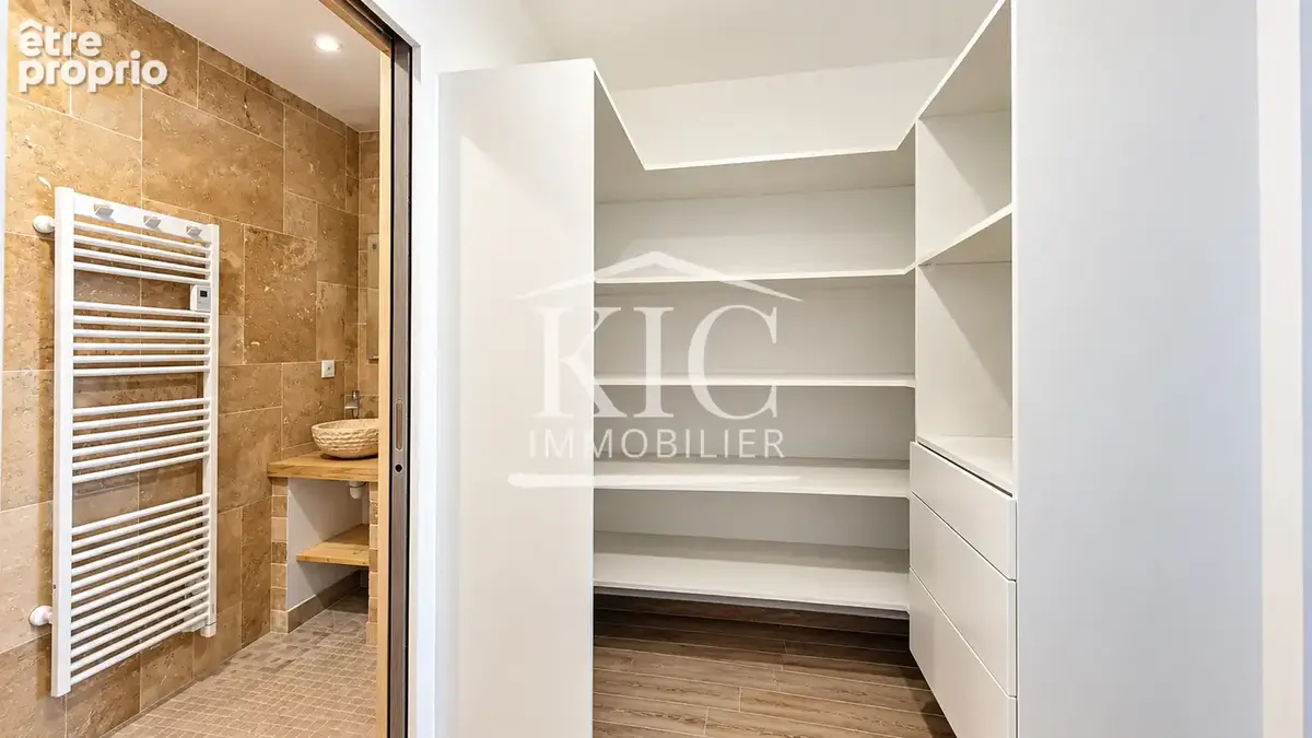 Carcassonne - maison 195 m2 4 chambres + 1 suite parentale + 1 bureau - piscine terrain 1000 m2 - photo 8