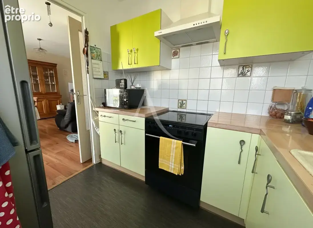 Appartement à vendre 2 pièces, centre ville, 1er étage avec ascenseur, cave. - photo 4
