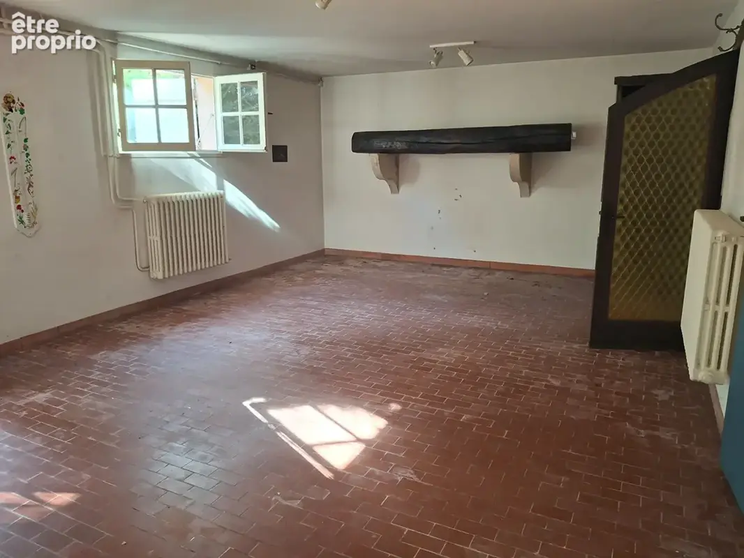 Maison familiale spacieuse avec terrasses et grand garage, à Sancé - photo 18