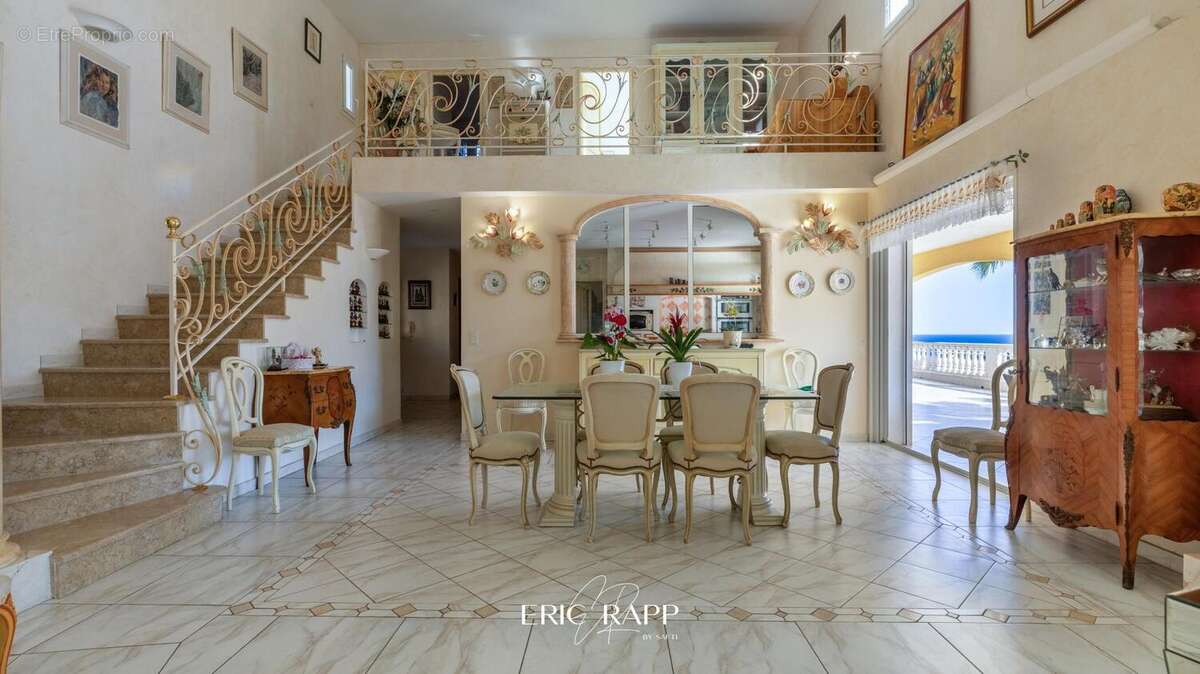 Photo 4 - Maison à ROQUEBRUNE-SUR-ARGENS