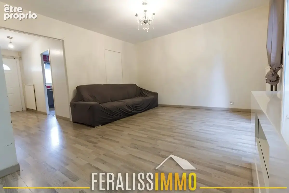 Maison familiale au calme, gare et commerces à pied ! - photo 3