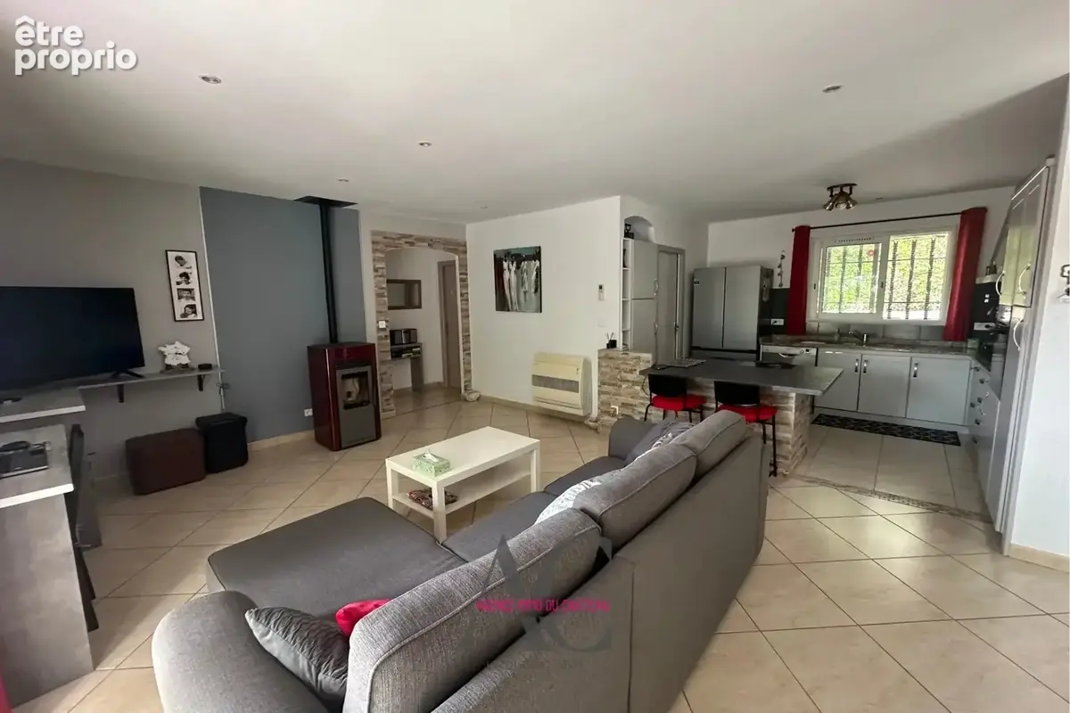 Vente villa plain-pied 102 m² + studio BRIGNOLES - photo 3