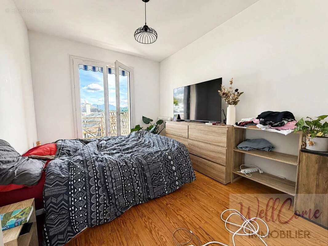 Appartement à AIX-LES-BAINS