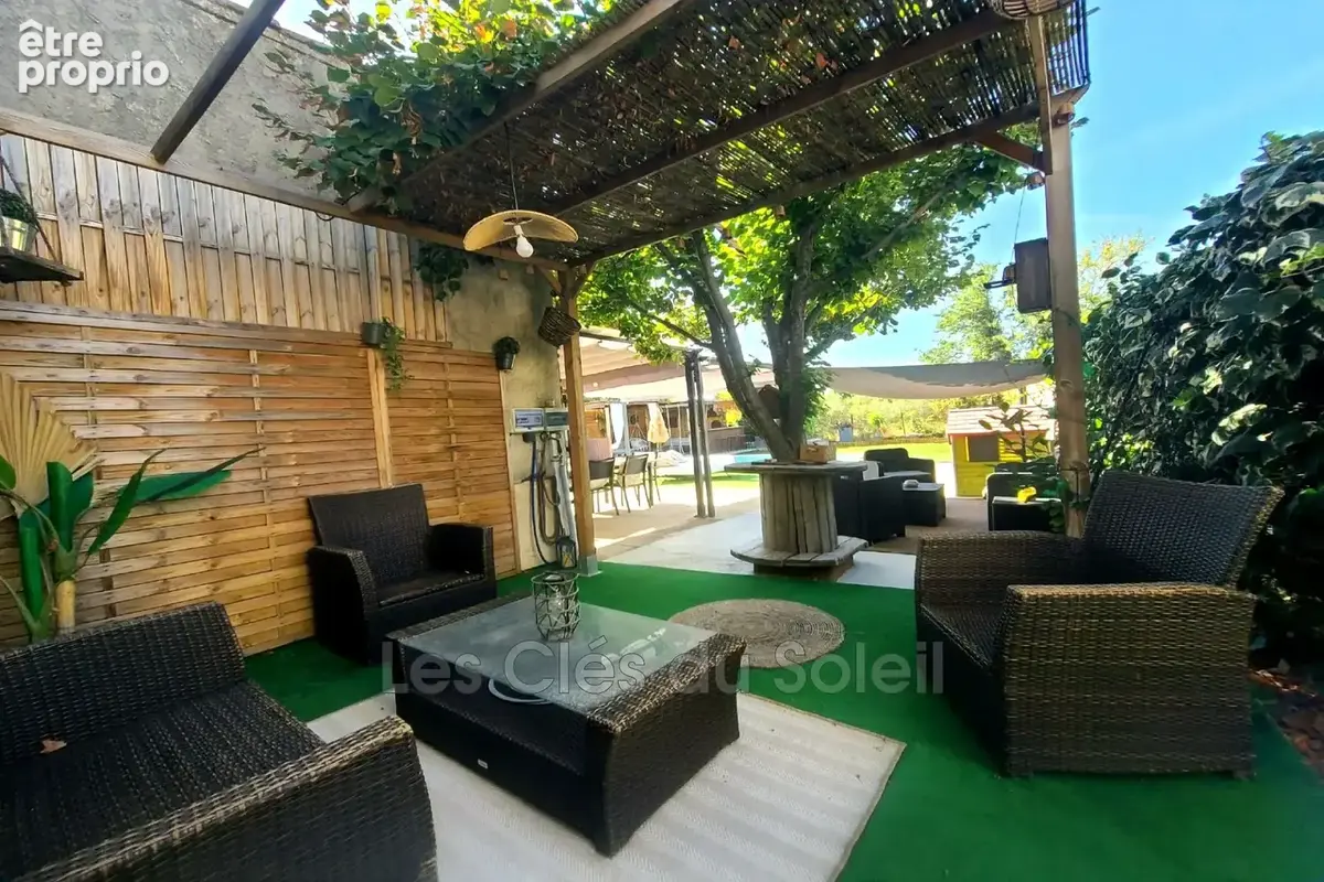 Maison 5 pièces 146 m² à vendre à Cuers (83390) - photo 9
