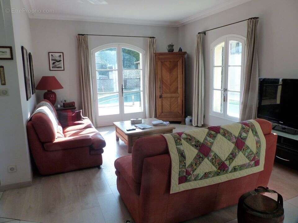 Maison à VILLENEUVE-LES-AVIGNON