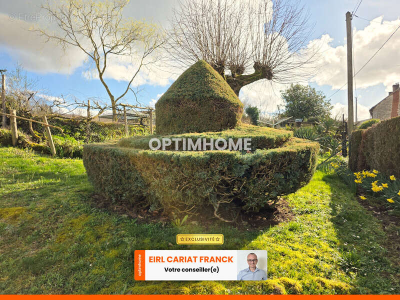 Maison à SAINT-PRIEST-LA-FEUILLE