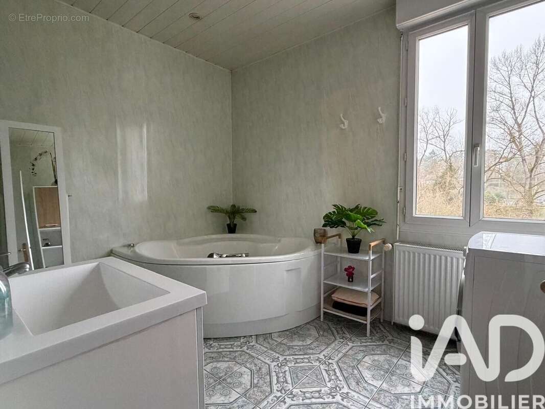 Photo 9 - Maison à CIRY-LE-NOBLE